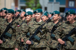 Kobiety w Wojsku Polskim. Siła, profesjonalizm i nowa twarz armii