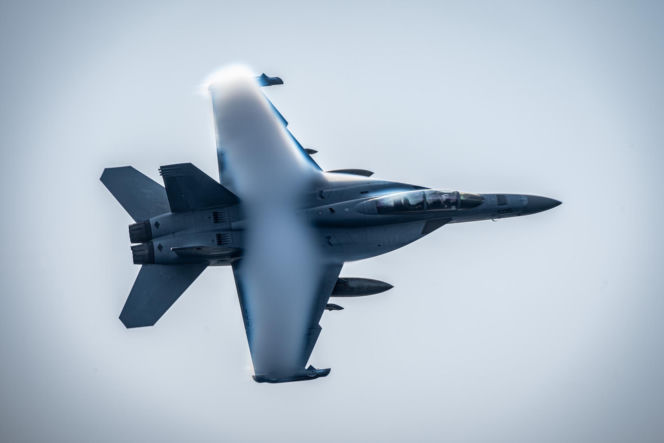 Super Hornety nie pójdą szybko na emeryturę. US Navy inwestuje w modernizacje