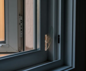 Włamania w święta. Co robią złodzieje, gdy Ty świętujesz?