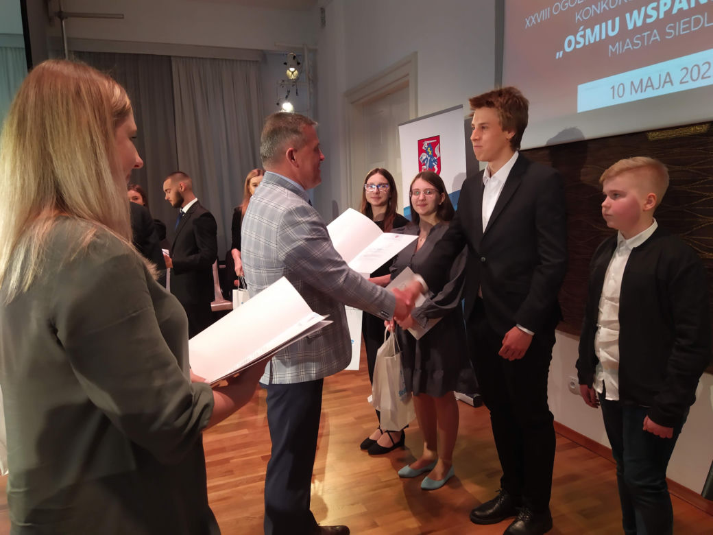 Laureaci i wyróżnieni w konkursie "Ośmiu Wspaniałych" w Siedlcach w 2022 roku - fotorelacja