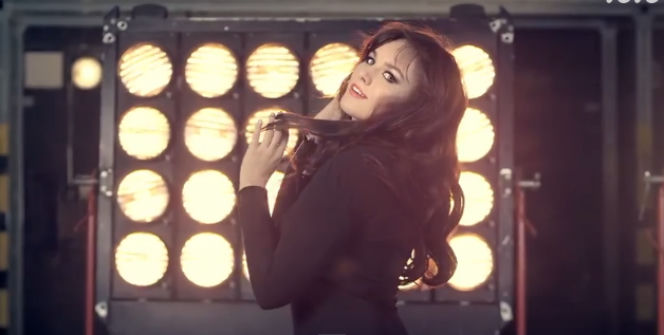 Ewa Farna "Leporelo"