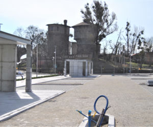 Remont przed dworcem PKP w Iławie - marzec 2020