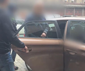 Dramat na studenckiej imprezie we Wrocławiu! Mężczyzna z nożem wtargnął na statek