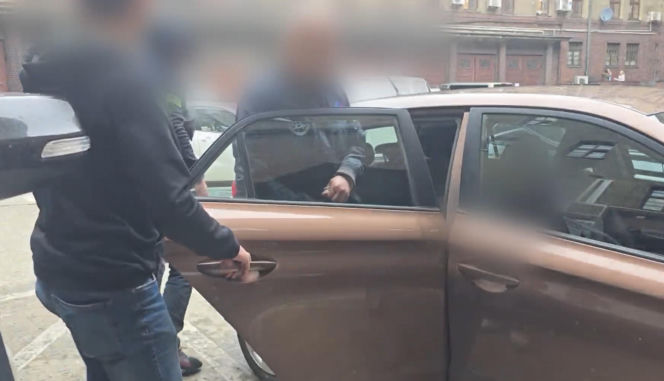 Dramat na studenckiej imprezie we Wrocławiu! Mężczyzna z nożem wtargnął na statek