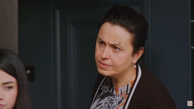 Miłość i nadzieja odc. 359. Bahar, Cavidan