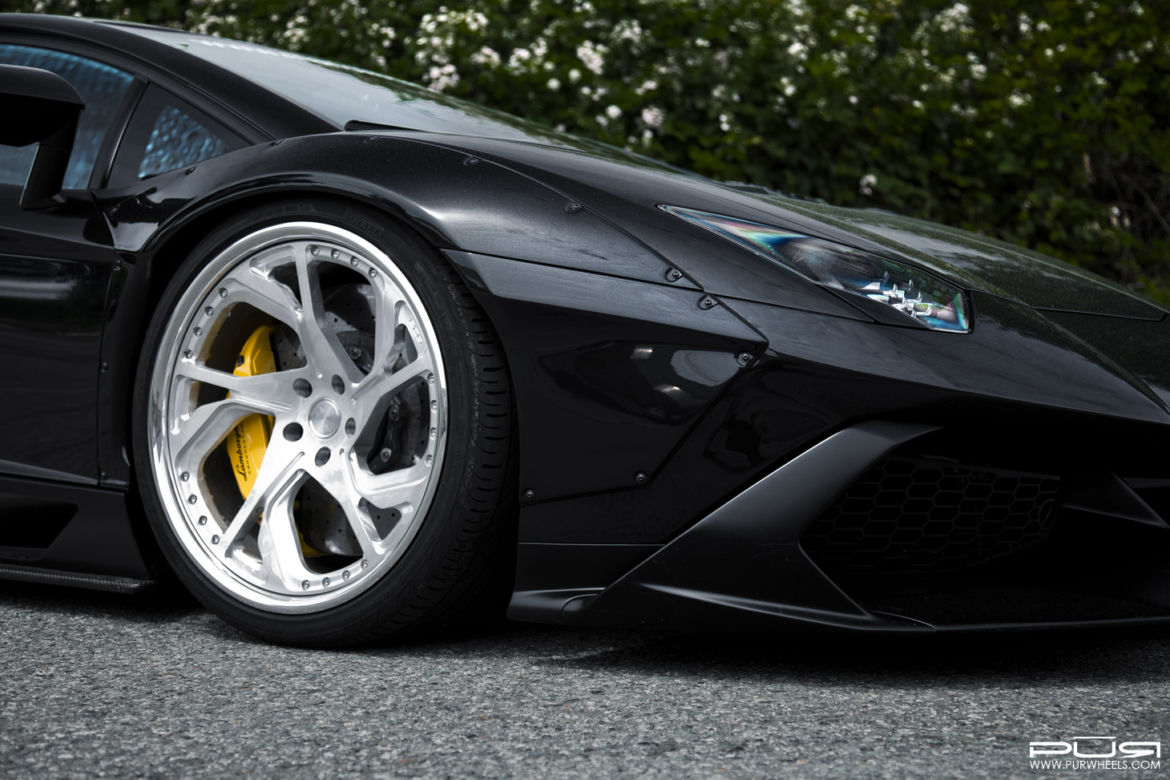 Lamborghini Aventador od SR Auto Group