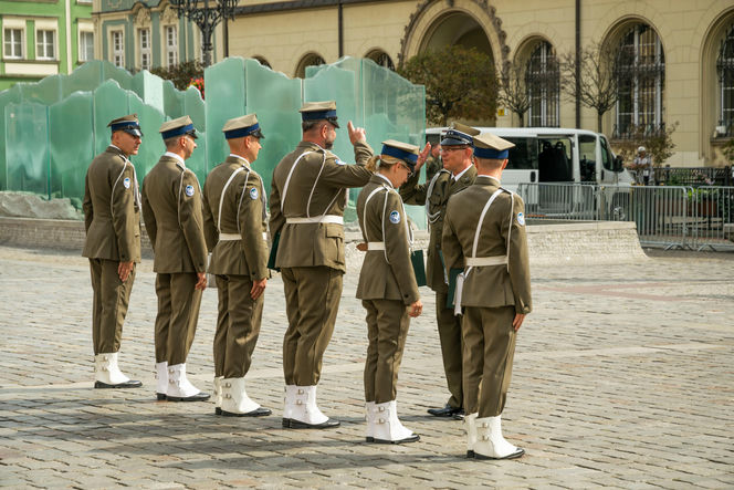 Masz te objawy? Możesz uniknąć wojska. Nowe zasady kwalifikacji zaskakują
