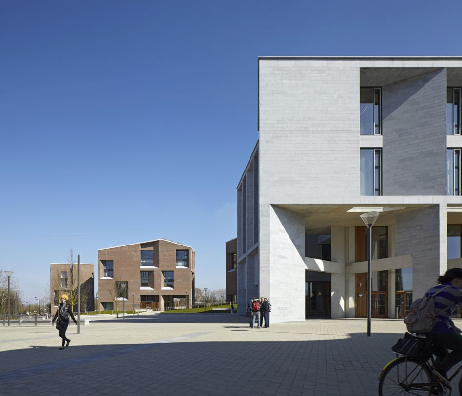 Grafton Architects: Yvonne Farrell i Shelley McNamara z Pritzker Prize 2020 [GALERIA]
