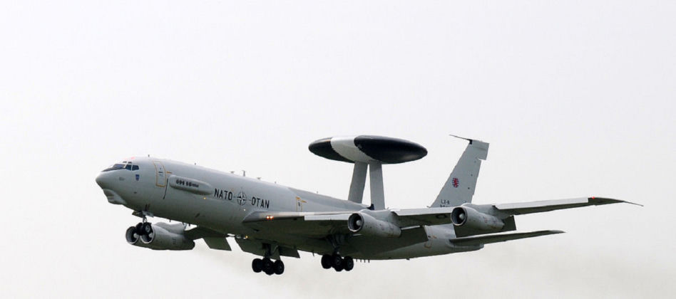 AWACS to powietrzny system wczesnego ostrzegania i wykrywania zagrożeń