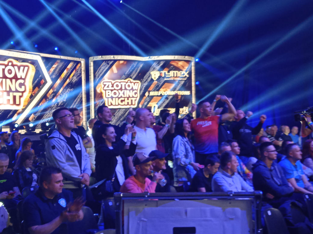 Złotów Boxing Night za nami. Emocjonujące pojedynki rozgrzały Złotów