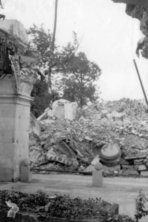 Powstaniec Zbigniew Grochowski: Fotografowałem powstanie i ruiny Warszawy