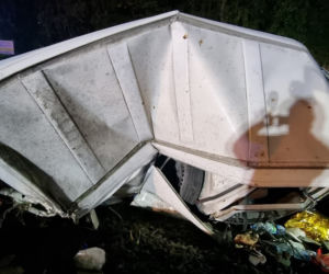 Zderzenie busa i pociągu pod Poznaniem. Są ranni!