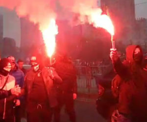  Marsz Niepodległości 2020: Poznajesz tych mężczyzn? Szuka ich policja! 