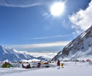 Przez 30 sekund nie czuł dłoni. Chwilę później zdobył jeden z najtrudniejszych szczytów świata