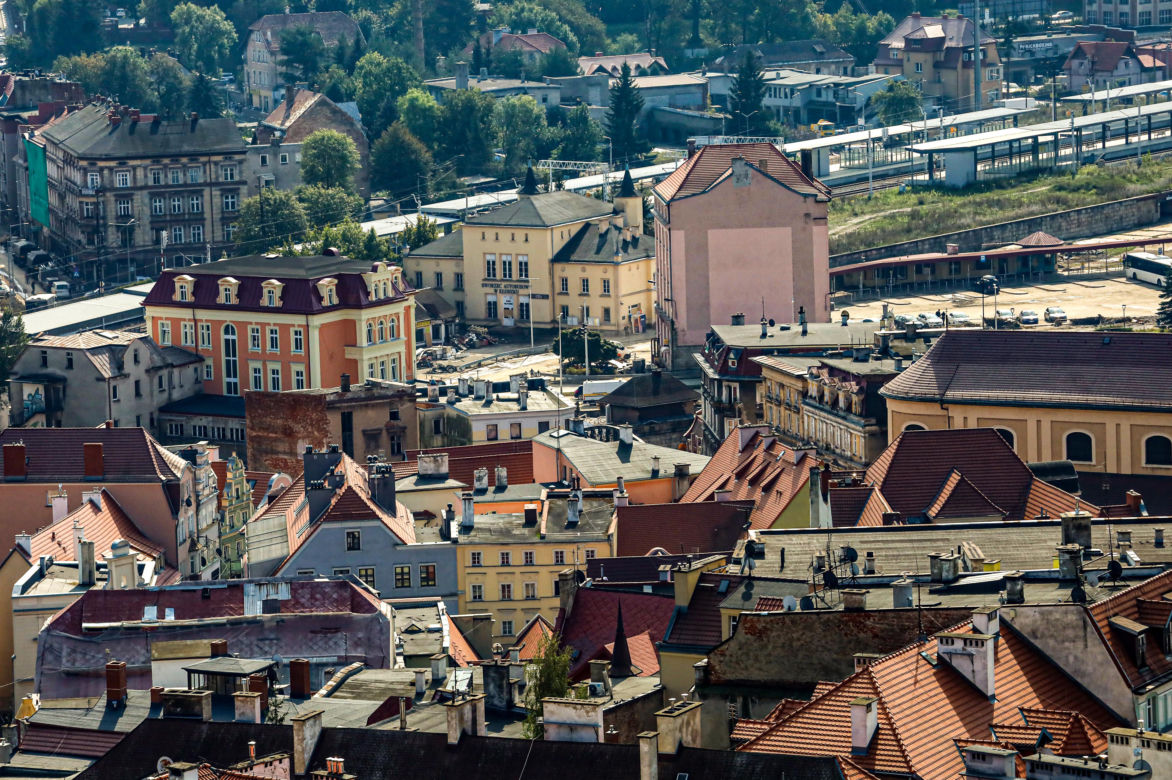 To miasteczko przetrwało Wielką Wodę. Oto co ma do zaoferowania