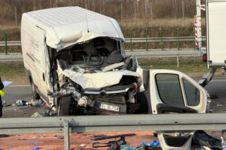 Wypadek na S17. Dwie osoby w szpitalu, jedna zginęła