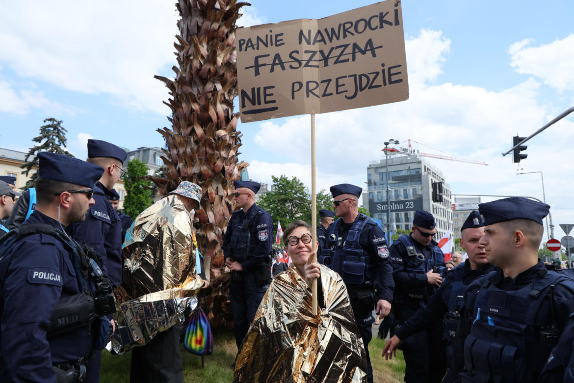 Dwa marsze w Warszawie. Wyborcy zgromadzili się w stolicy