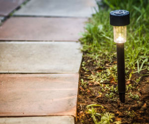 Lampa solarna