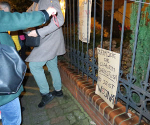 Kalisz: manifestacja na głównych ulicach miasta i pod kurią