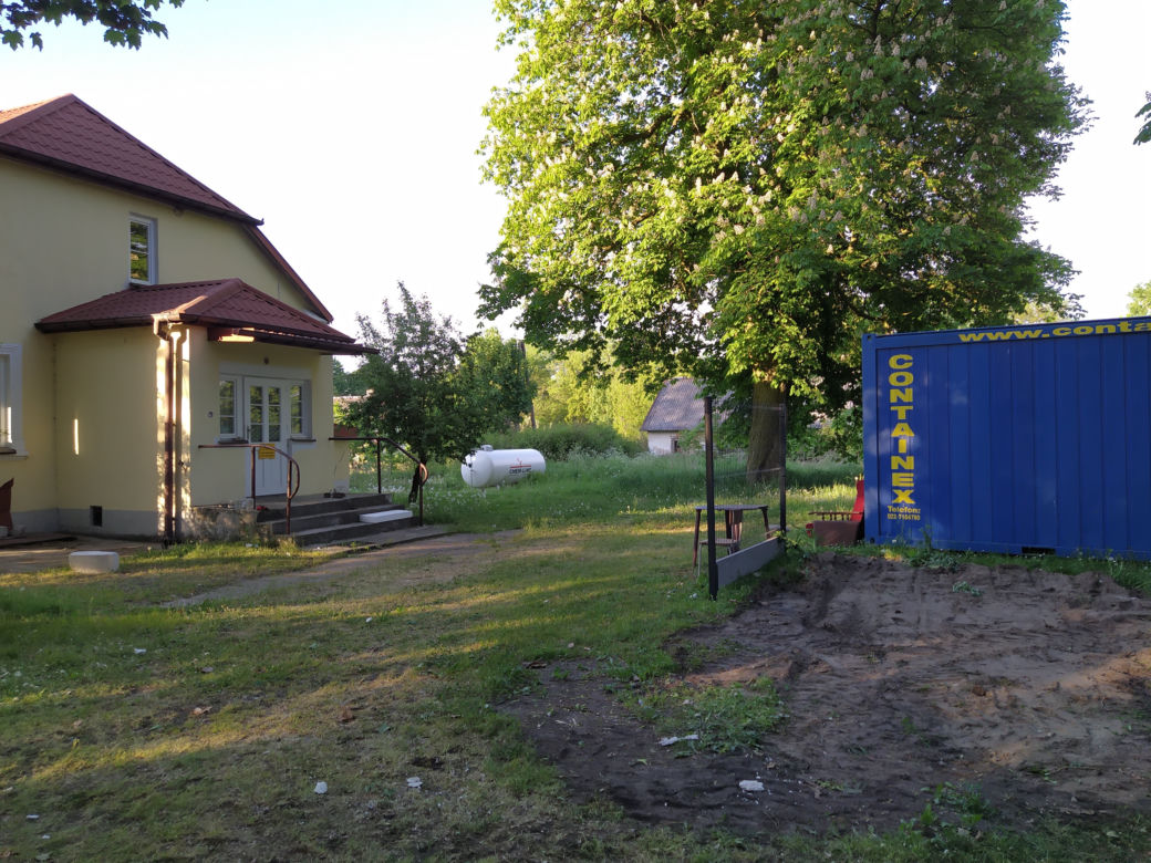 Zobacz jak wyglądał zabytkowy dworek w Ostrówku na początku remontu