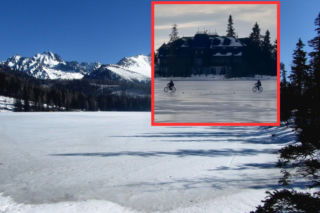 Nowy poziom głupoty w Tatrach? Turyści pojechali po zamarzniętym jeziorze... na rowerach [WIDEO]