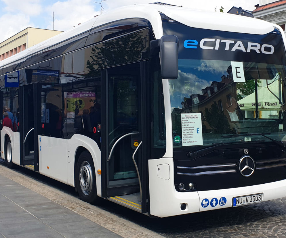 elektryczny autobus