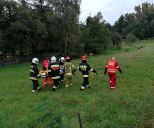 Straszny wypadek w Hecznarowicach. Beczka wybuchła! Gorący lepik poparzył dwie osoby
