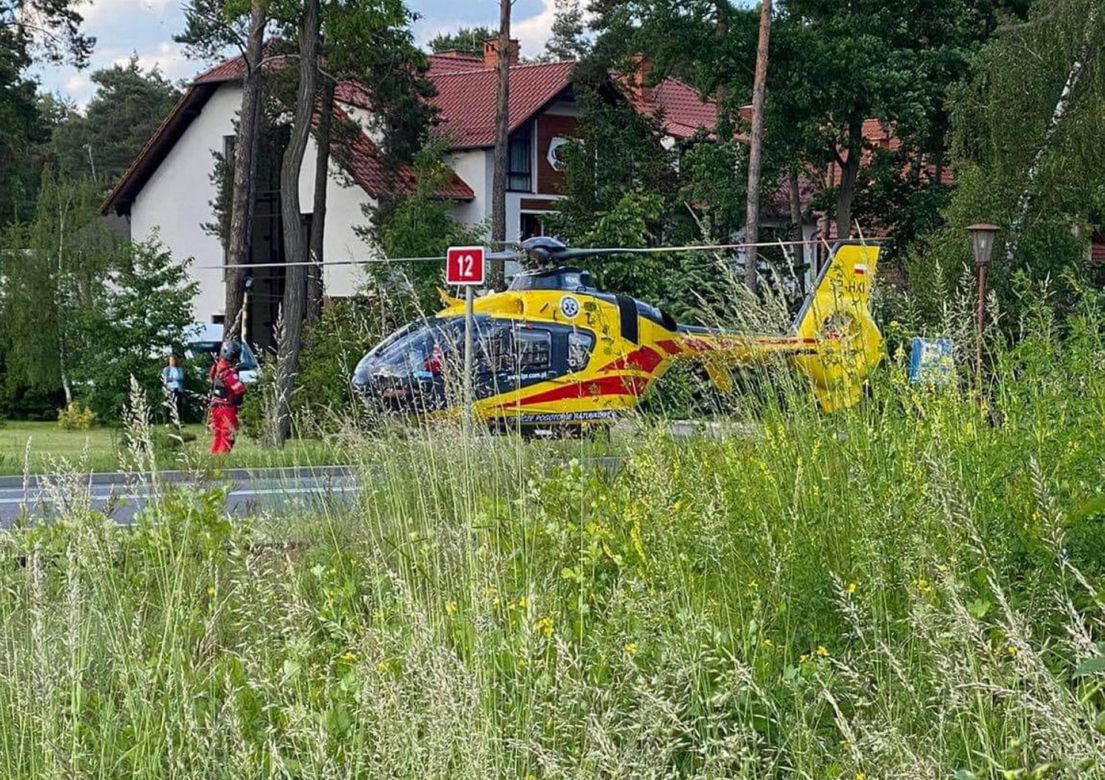 Fatalny wypadek pod Lesznem! Trzy osoby ranne. Śmigłowiec zabrał 42-latka [ZDJĘCIA]