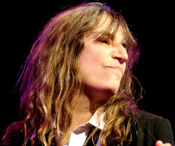 Patti Smith i jej fascynacja polskim papieżem. Historia niezwykłego hołdu matki chrzestnej punka