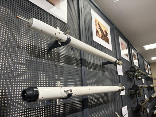 Milowy krok w programie Narew. Umowa inwestycyjna na polskie komponenty do rakiet CAMM-ER podpisana