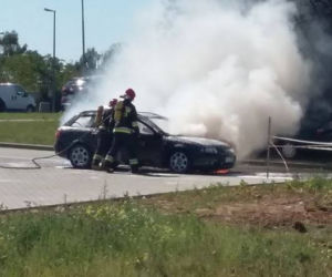 Pożar samochodu przy Armii Krajowej w Rzeszowie