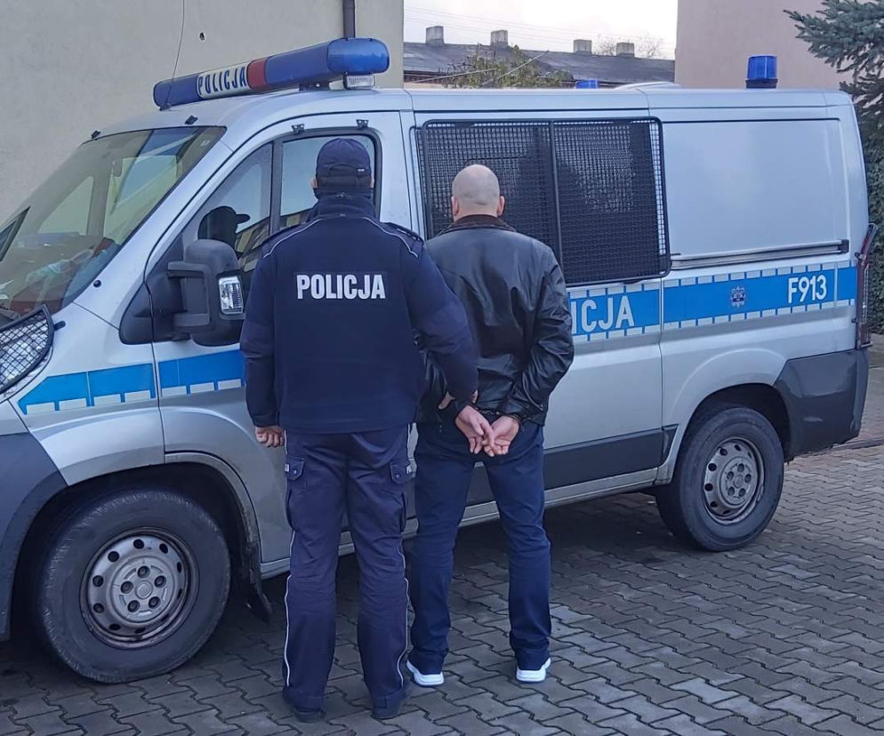 Pruł „wężykiem” po dwóch drogach ekspresowych. 32-letni obcokrajowiec  wydmuchał 1,5 promila