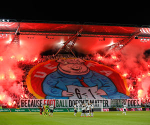 Oprawa kibiców w meczu Legia - FK Aktobe