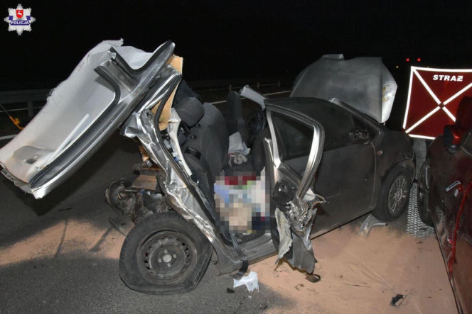 Tragiczny wypadek na S19. Dwie osoby nie żyją. Kierowca Mazdy zatrzymany