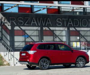 Mitsubishi Outlander 2014 - odświeżony SUV z Japonii już w salonach
