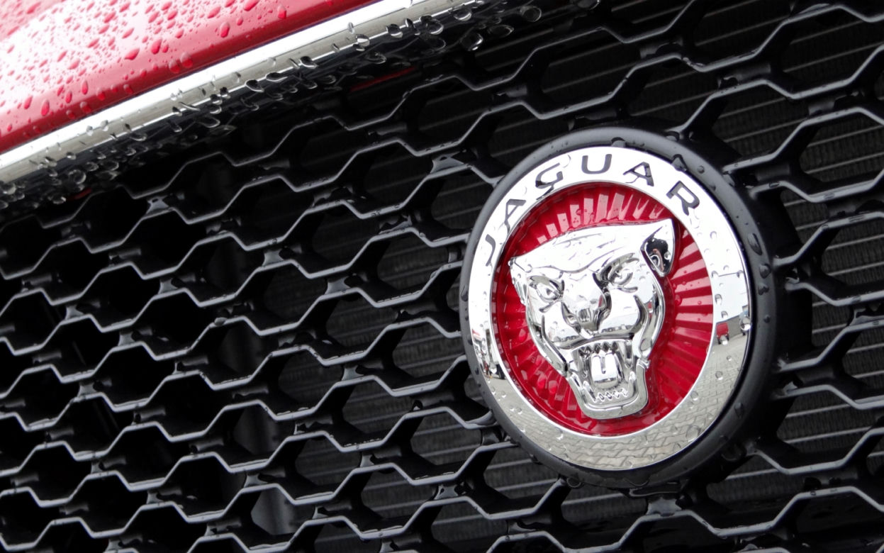 Jaguar XF 2.0 i4D 180 KM