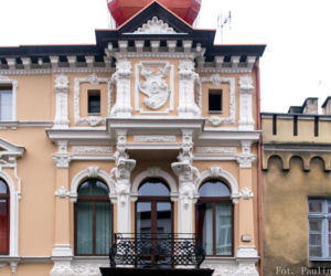 Metamorfoza kamienicy na ulicy Dworcowej w Bydgoszczy. Zobacz zdjęcia