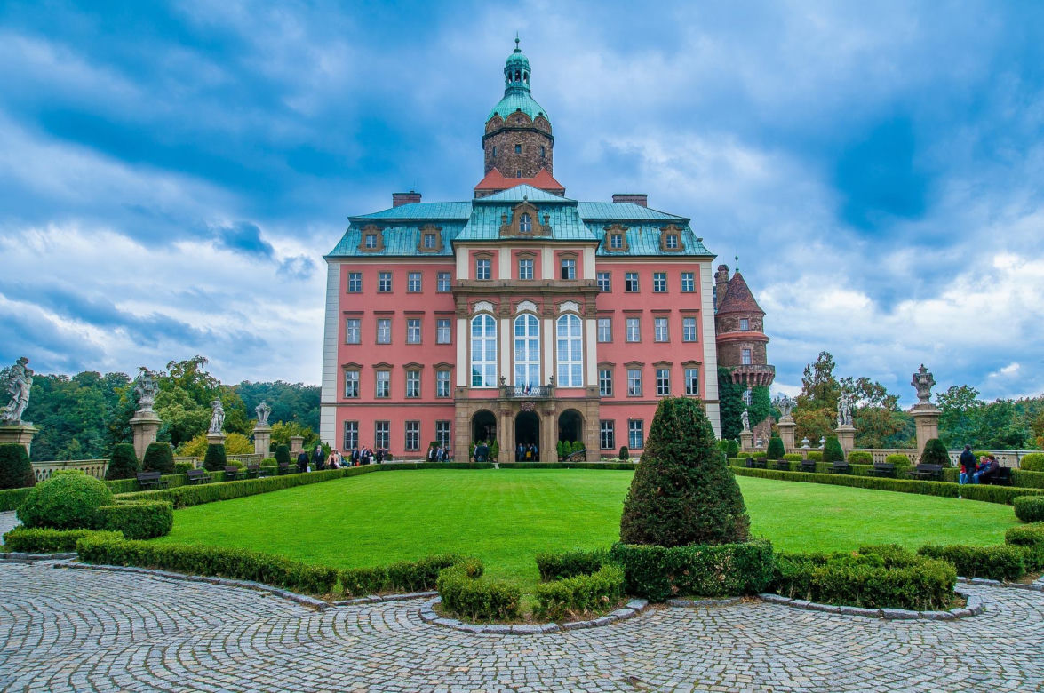 Zamek w Książu