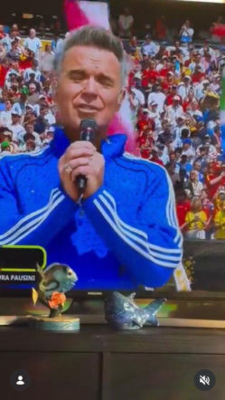 Robbie Williams i Nicole Scherzinger rozgrzali finał mundialu! Ich występ przejdzie do historii