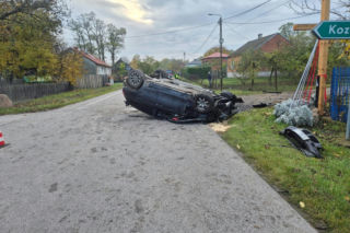Nocny wypadek w Brzozowej. BMW wypadło z drogi