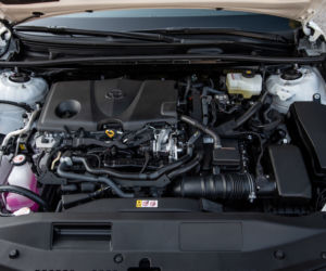 Toyota Camry 2.5 Hybrid Dynamic Force 218 KM e-CVT Executive