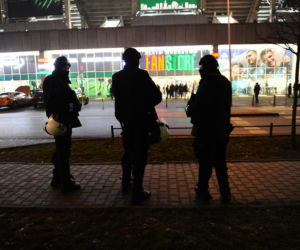 Policja obstawia mecz Legia - Zagłębie