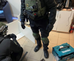 Jaskinia hazardu w salonie fryzjerskim