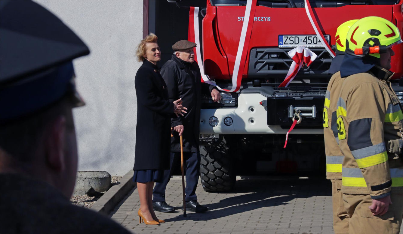 Nowy wóz strażacki w Zajączkówku 