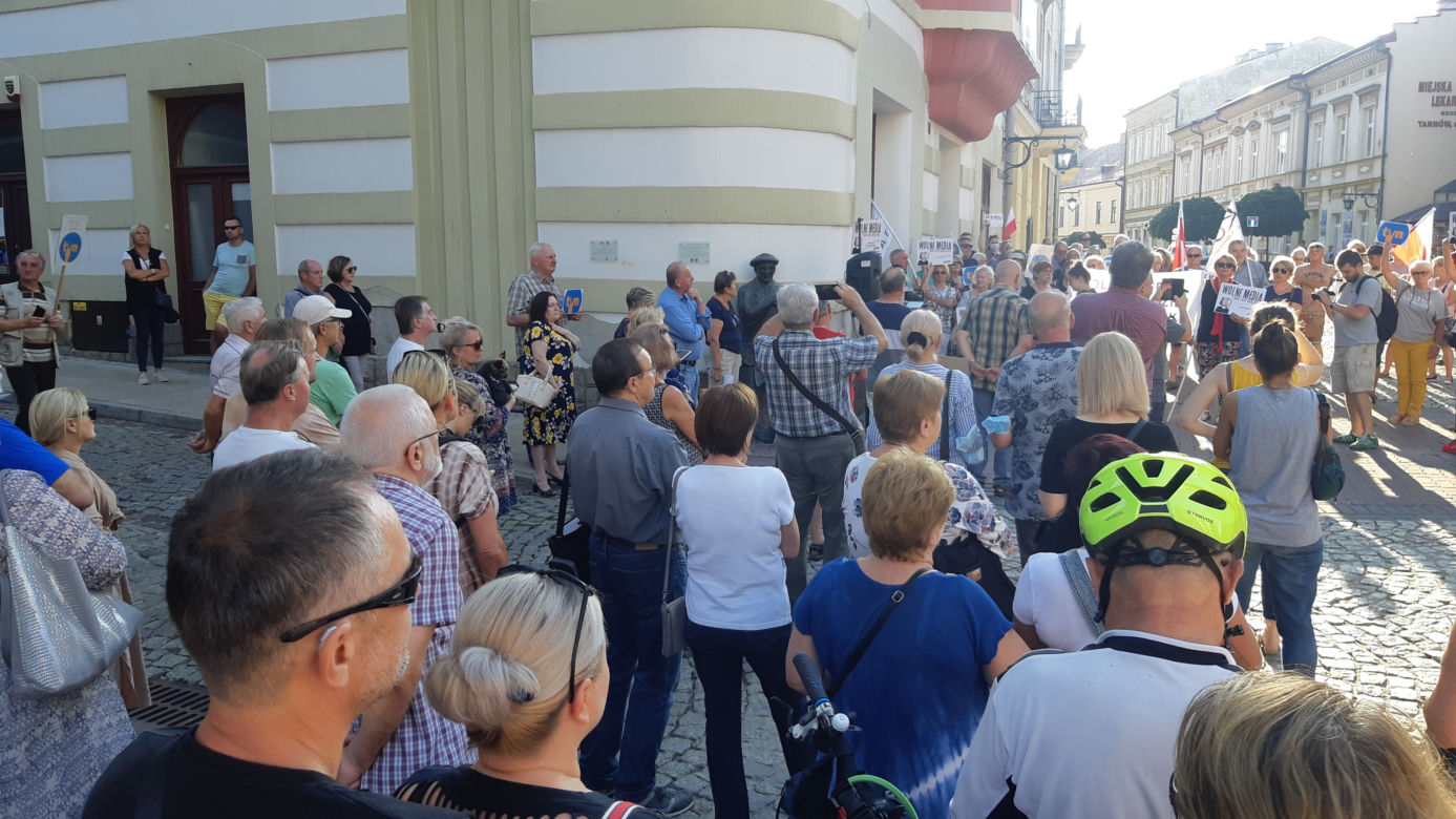 "Wolne media!". Mieszkańcy Tarnowa wyszli na ulicę 