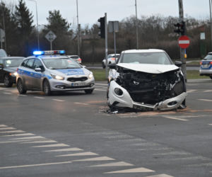 Kolizja na skrzyżowaniu ul. 26 Kwietnia i Santockiej