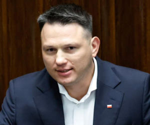 Mentzen bez pardonu po ruchu MON. „Zmarnowaliśmy dwa lata rozwoju dronów”