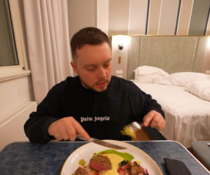Książulo odwiedził luksusowy hotel we Wrocławiu. Jedna potrawa go obrzydziła