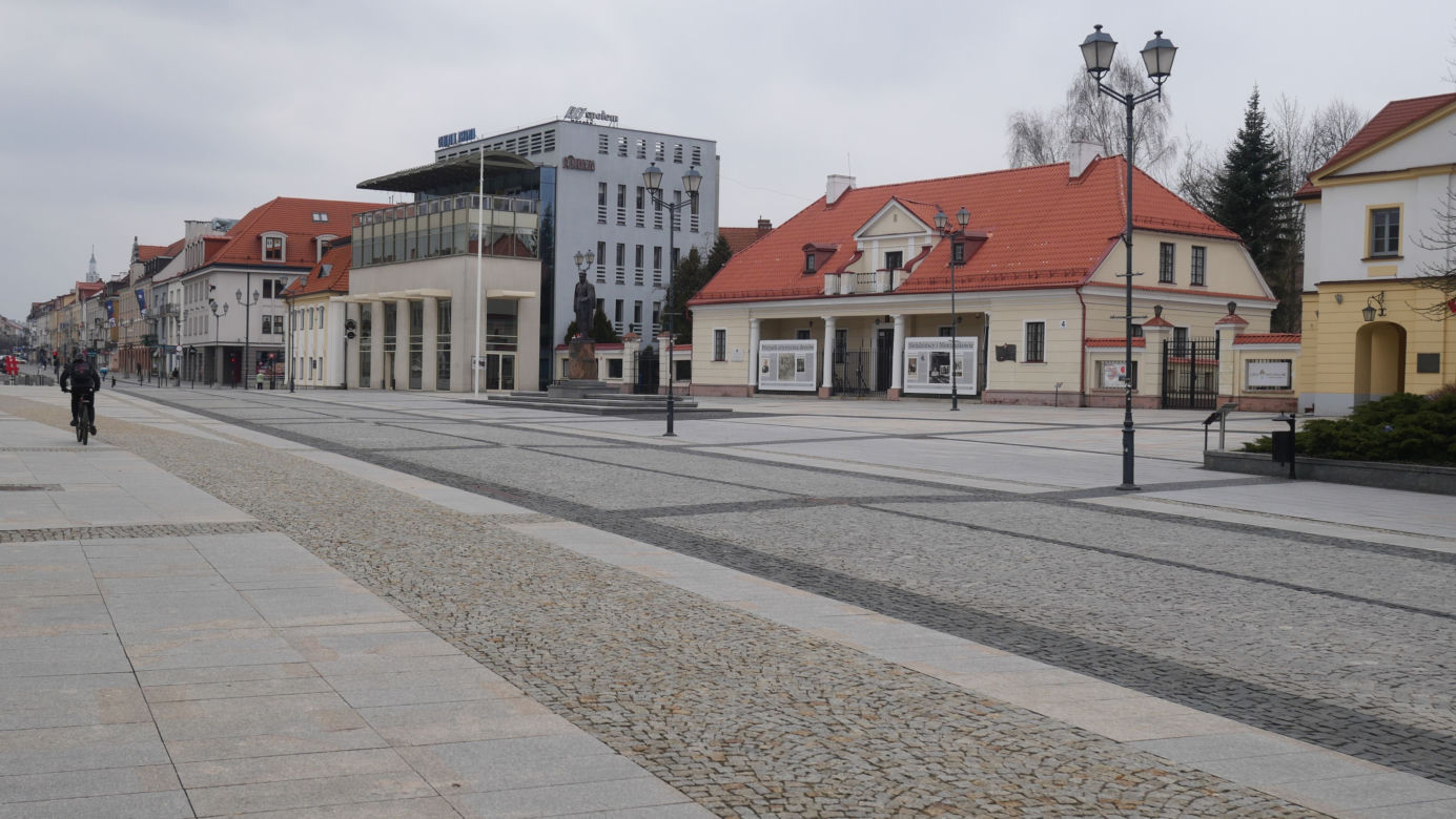 Koronawirus: Czy białostoczanie boją się zarazy? Tak wyglądają ulice Białegostoku