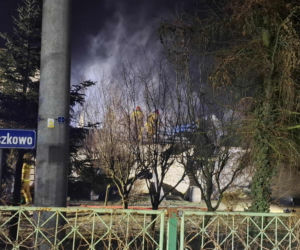 Duże straty po pożarze w Brennie niedaleko Leszna. Spłonął magazyn z częściami